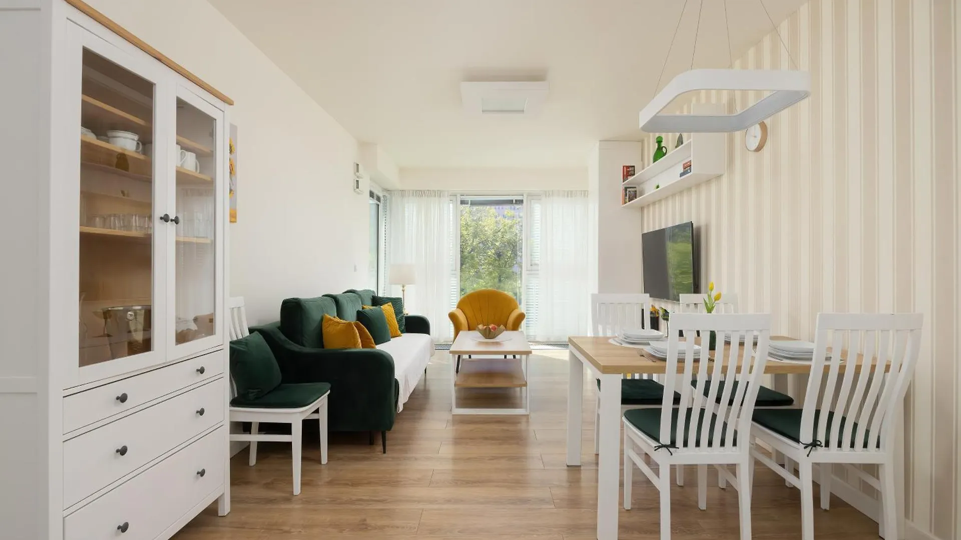 Woronicza Apartment By Solarento Varsovia