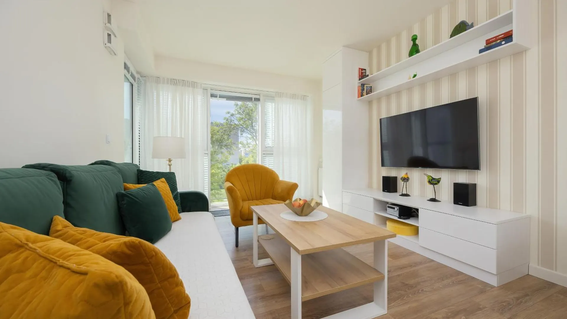 Woronicza Apartment By Solarento ワルシャワ